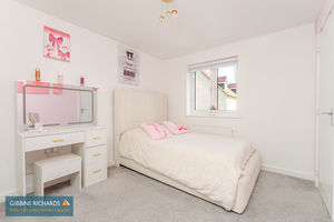 Bedroom- click for photo gallery